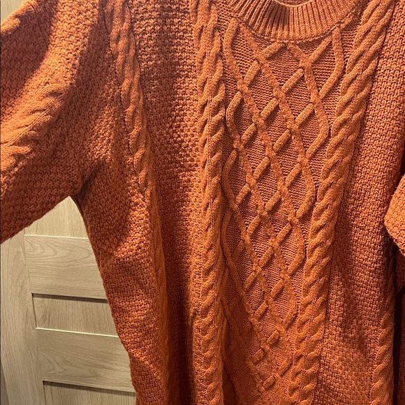 Cozy Orange Cable Knit Sweater - Picture 3 of 4